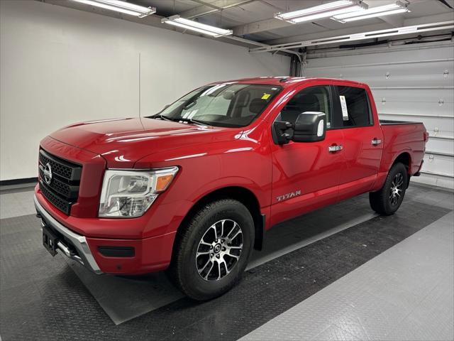 2021 Nissan TITAN Crew Cab SV 4x4