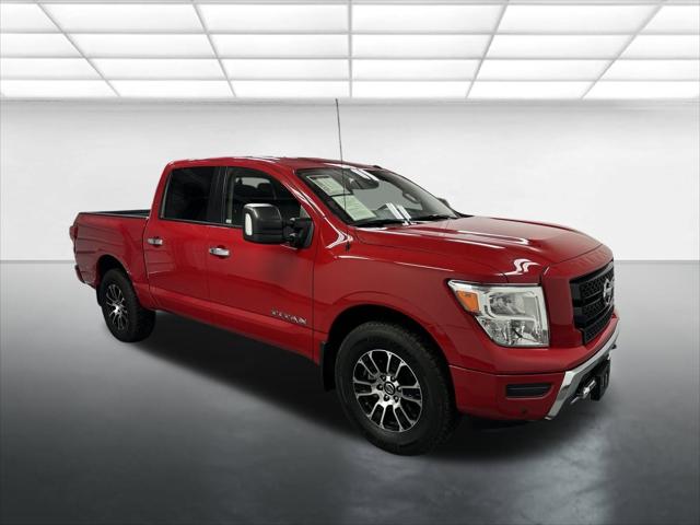 2021 Nissan TITAN Crew Cab SV 4x4