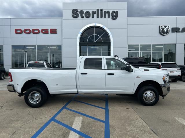 2024 RAM 3500 Tradesman Crew Cab 4x4 8 Box