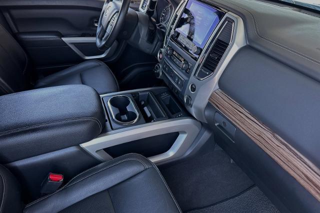 2020 Nissan Titan Crew Cab SL 4x4