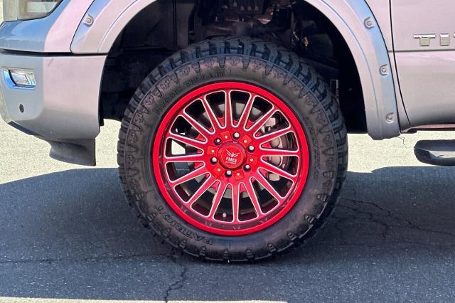 2020 Nissan Titan Crew Cab SL 4x4