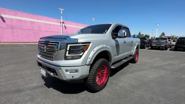 2020 Nissan Titan Crew Cab SL 4x4