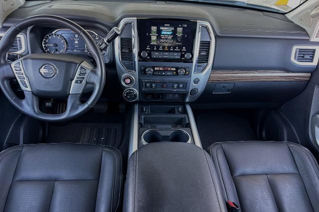 2020 Nissan Titan Crew Cab SL 4x4