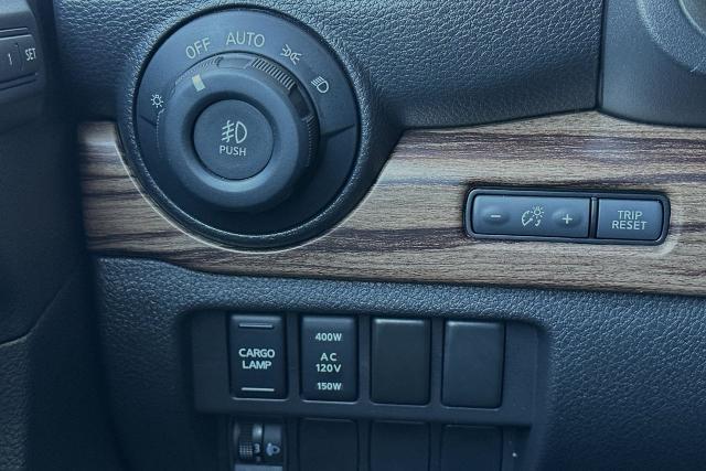 2020 Nissan Titan Crew Cab SL 4x4