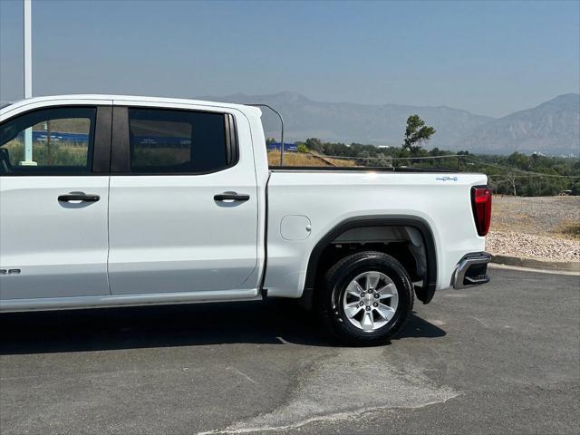 2022 GMC Sierra 1500 4WD Crew Cab Short Box Pro