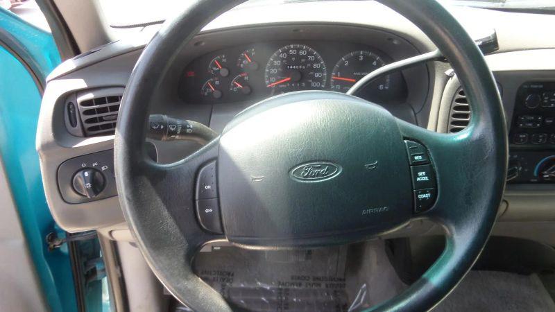 1997 Ford F-150 Base