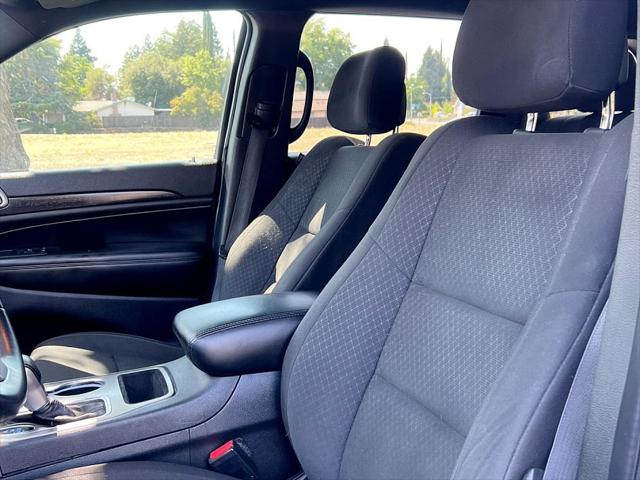 2018 Jeep Grand Cherokee Laredo 4x4