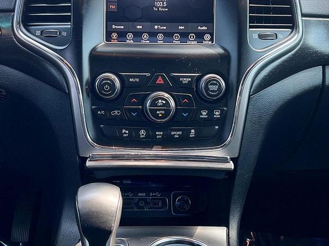 2018 Jeep Grand Cherokee Laredo 4x4