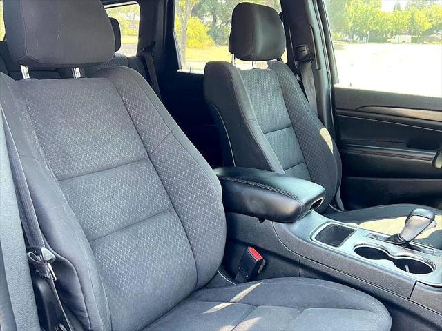 2018 Jeep Grand Cherokee Laredo 4x4