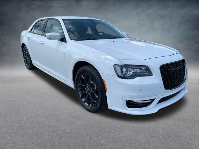 2022 Chrysler 300 Touring L AWD