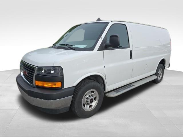 2022 GMC Savana Cargo