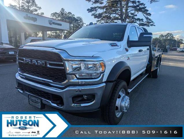 2024 RAM Ram 5500 Chassis Cab RAM 5500 TRADESMAN CHASSIS CREW CAB 4X4 60 CA