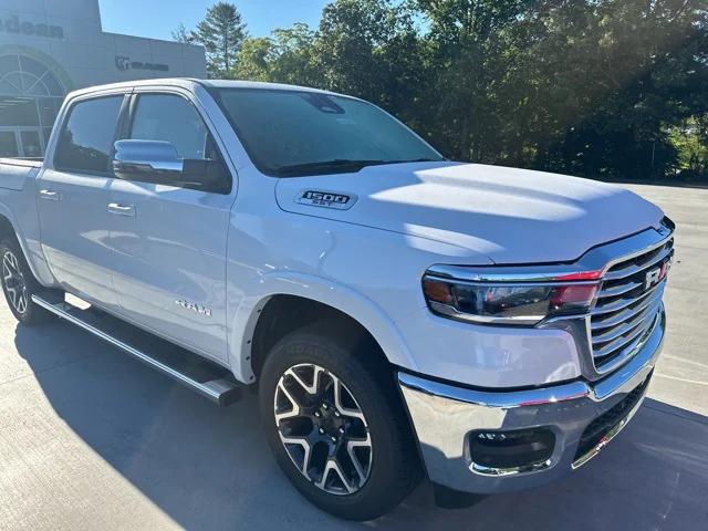 2025 RAM 1500 Laramie Crew Cab 4x4 57 Box