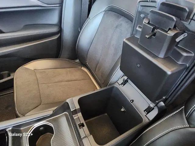 2024 Jeep Grand Cherokee L Altitude X 4x4