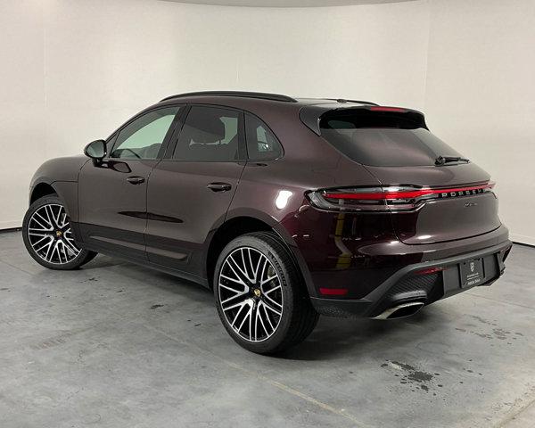 2024 Porsche Macan AWD