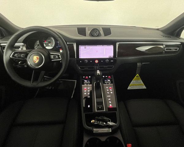 2024 Porsche Macan AWD