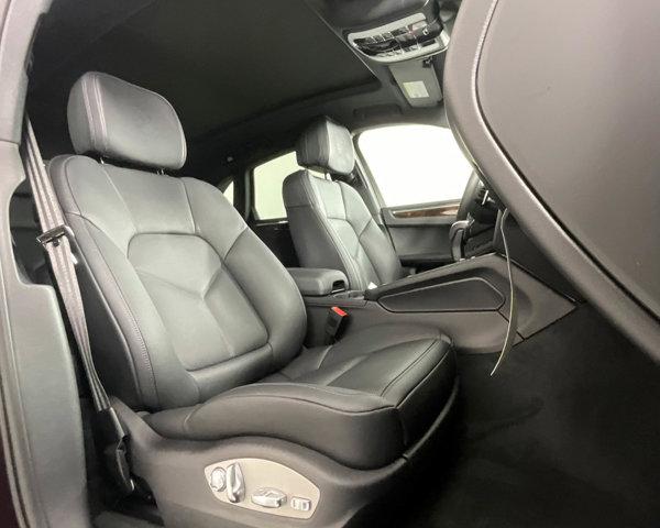 2024 Porsche Macan AWD