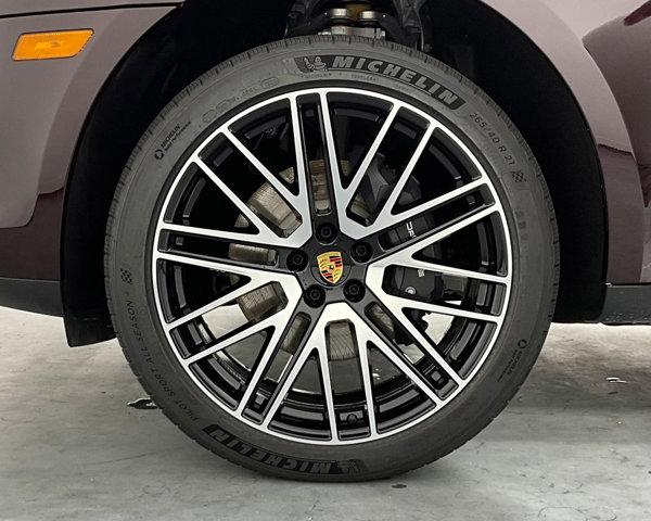 2024 Porsche Macan AWD