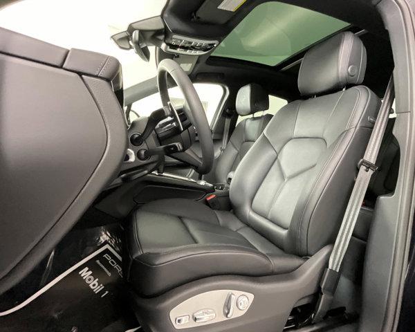 2024 Porsche Macan S