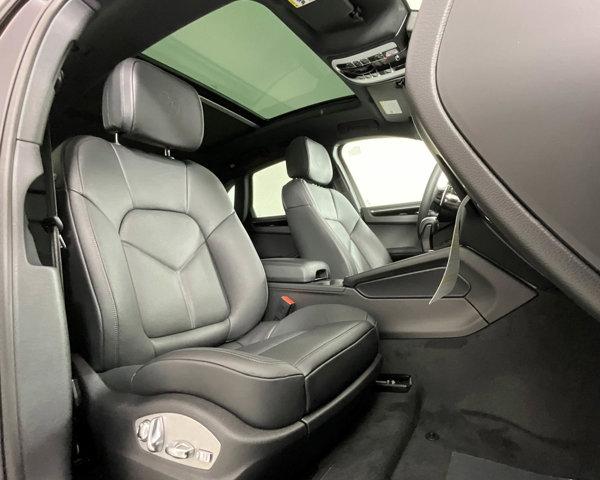 2024 Porsche Macan S