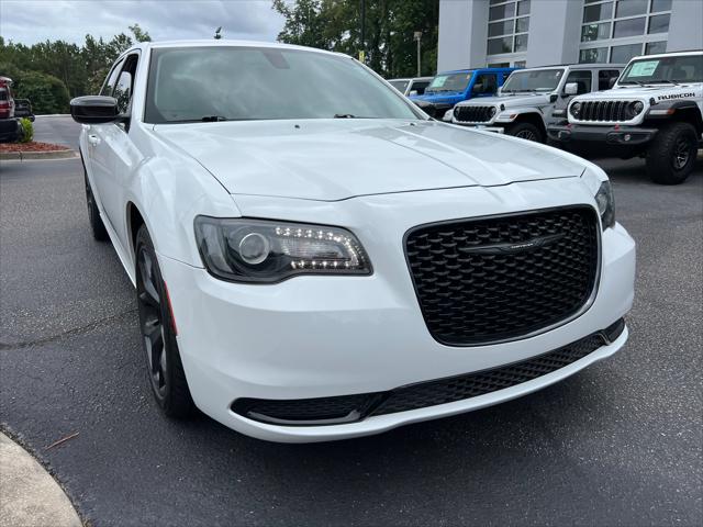 2023 Chrysler 300 Touring