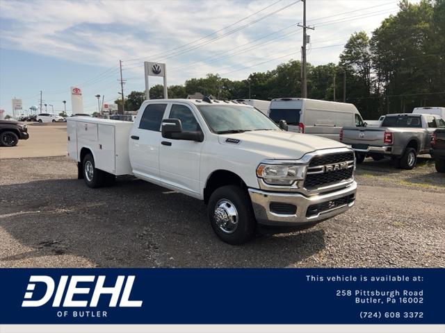 2024 RAM Ram 3500 Chassis Cab RAM 3500 TRADESMAN CREW CAB CHASSIS 4X4 60 CA