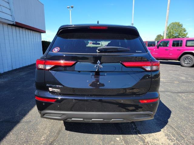 2024 Mitsubishi Outlander ES 2.5 S-AWC