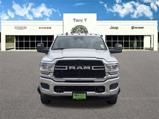2024 RAM Ram 3500 Chassis Cab RAM 3500 TRADESMAN CREW CAB CHASSIS 4X4 60 CA
