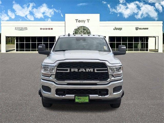 2024 RAM Ram 3500 Chassis Cab RAM 3500 TRADESMAN CREW CAB CHASSIS 4X4 60 CA 2024 RAM Ram 3500 Chassis Cab RAM 3500 TRADESMAN CREW CAB CHASSIS 4X4 60 CA