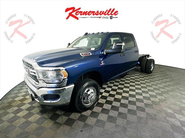 2024 RAM Ram 3500 Chassis Cab RAM 3500 TRADESMAN CREW CAB CHASSIS 4X2 60 CA