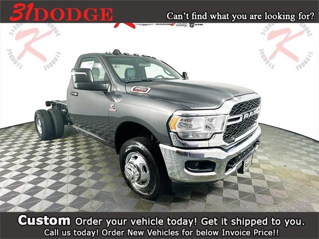 2024 RAM Ram 3500 Chassis Cab RAM 3500 TRADESMAN CHASSIS REGULAR CAB 4X4 60 CA