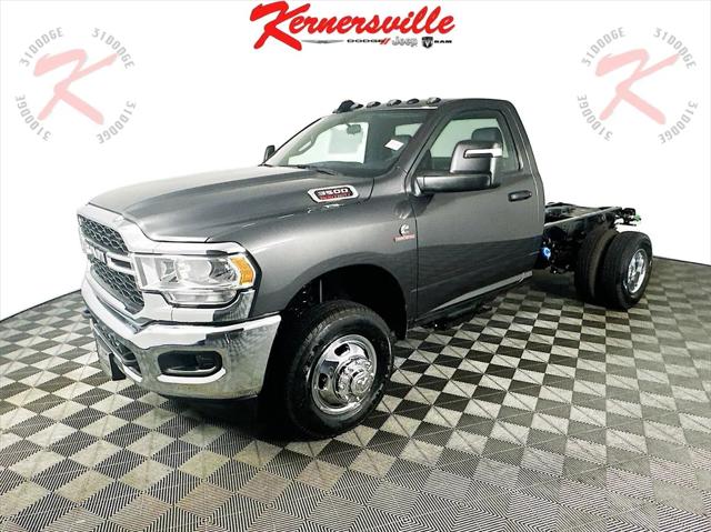 2024 RAM Ram 3500 Chassis Cab RAM 3500 TRADESMAN CHASSIS REGULAR CAB 4X4 60 CA