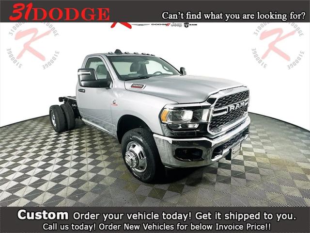 2024 RAM Ram 3500 Chassis Cab RAM 3500 TRADESMAN CHASSIS REGULAR CAB 4X4 60 CA