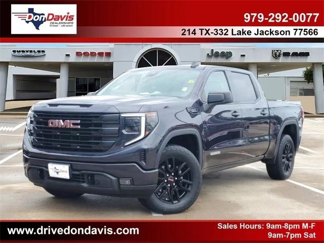 2022 GMC Sierra 1500 4WD Crew Cab Short Box Elevation