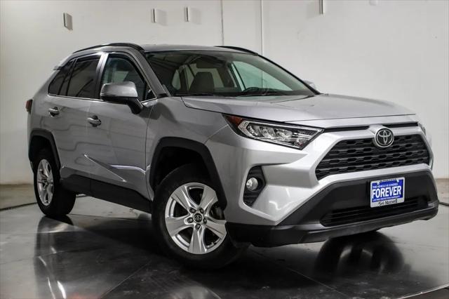 2020 Toyota RAV4 XLE