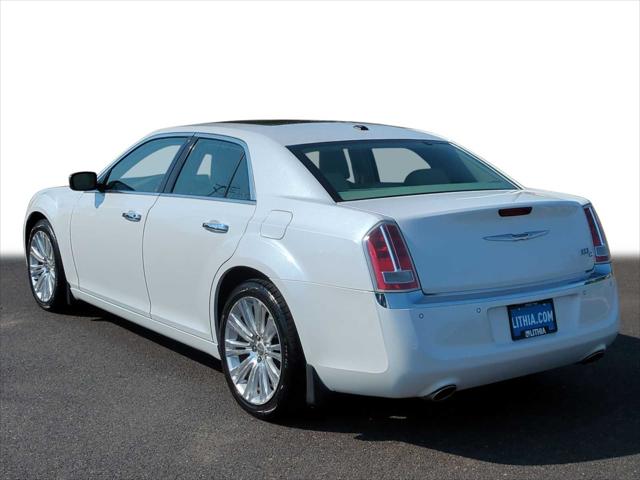 2011 Chrysler 300C Base