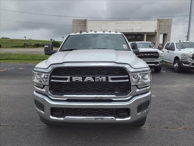 2024 RAM Ram 3500 RAM 3500 TRADESMAN CREW CAB 4X4 8 BOX