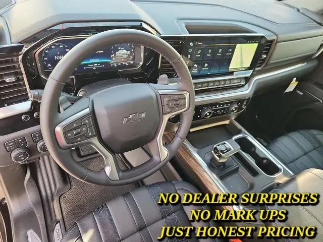 2024 Chevrolet Silverado 1500 4WD Crew Cab Short Bed RST