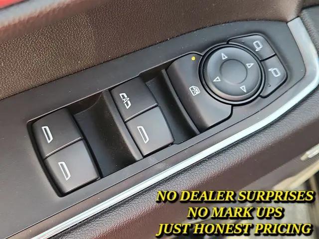 2024 Chevrolet Silverado 1500 4WD Crew Cab Short Bed RST