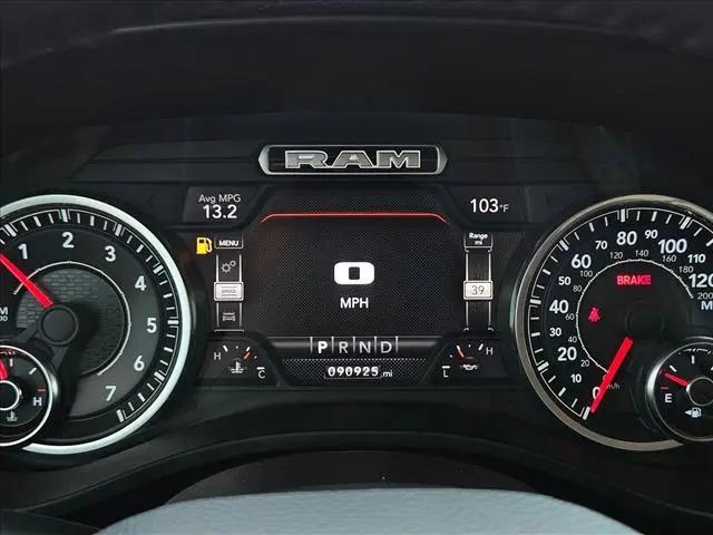 2020 Ram 1500 Laramie Crew Cab 4x4 5'7" Box