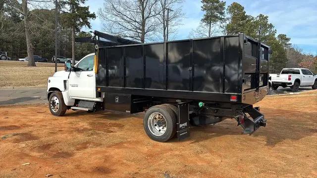 2024 Chevrolet Silverado 6500HD 1WT
