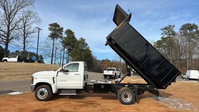 2024 Chevrolet Silverado 6500HD 1WT