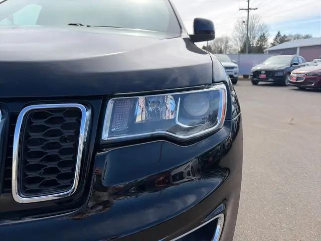 2020 Jeep Grand Cherokee Laredo 4X4