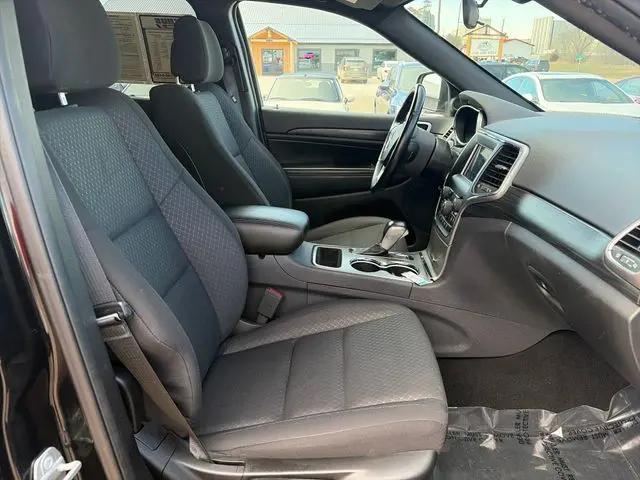 2020 Jeep Grand Cherokee Laredo 4X4