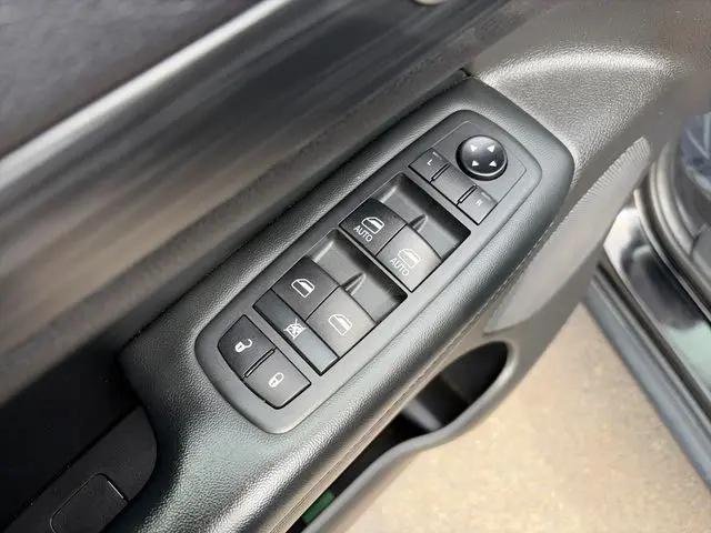 2020 Jeep Grand Cherokee Laredo 4X4