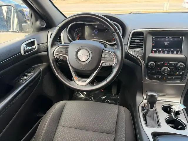 2020 Jeep Grand Cherokee Laredo 4X4