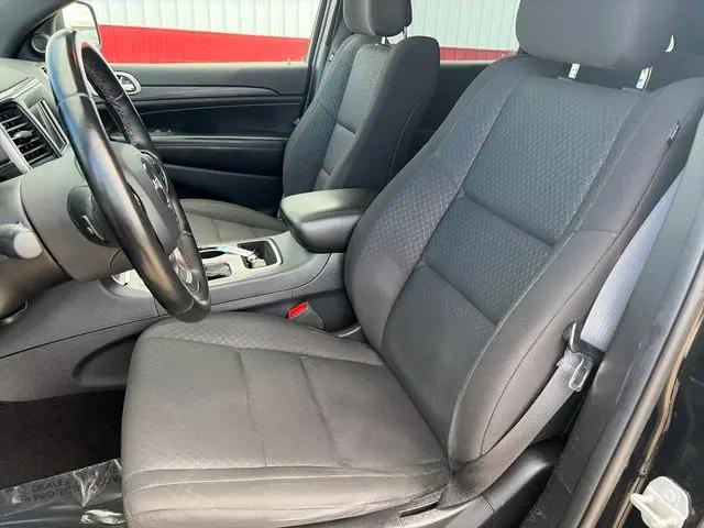 2020 Jeep Grand Cherokee Laredo 4X4