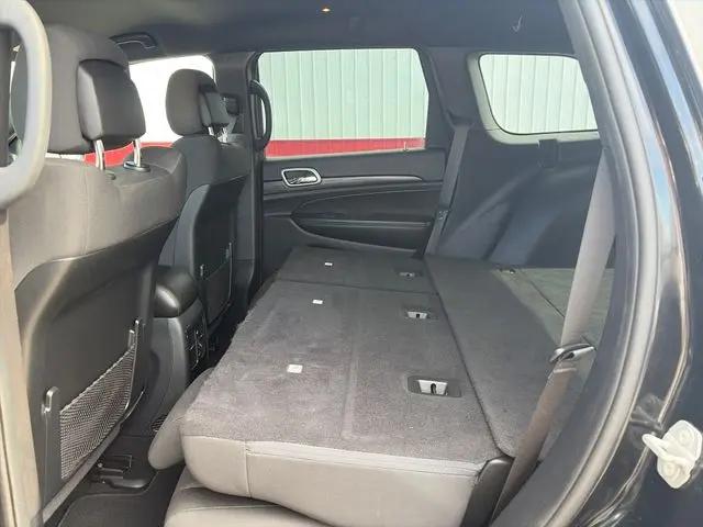 2020 Jeep Grand Cherokee Laredo 4X4