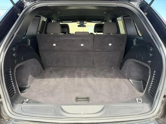 2020 Jeep Grand Cherokee Laredo 4X4