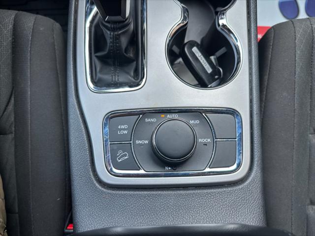 2020 Jeep Grand Cherokee Laredo E 4x4